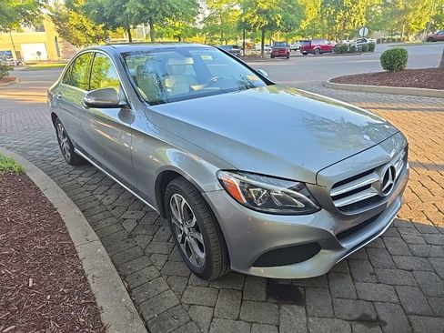 Used 2015 Mercedes-Benz C 300 4MATIC Sedan image 2