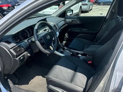Used 2014 Honda Accord LX image 5
