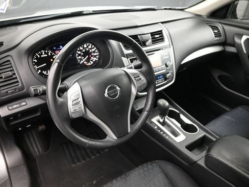 Used 2017 Nissan Altima 2.5 SV w/ Convenience Package FWD image 20