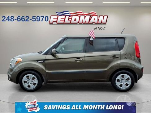 Used 2013 Kia Soul FWD image 2