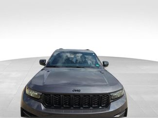 Used 2023 Jeep Grand Cherokee Altitude AWD/4WD video 2