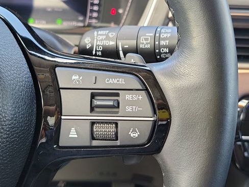 Used 2025 Honda Pilot Elite image 27