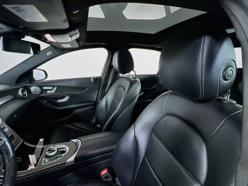 Used 2019 Mercedes-Benz C 300 4MATIC Sedan image 21