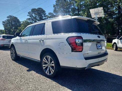 Used 2021 Ford Expedition Limited RWD image 3