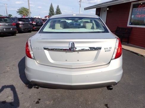 Used 2009 Lincoln MKS AWD image 5
