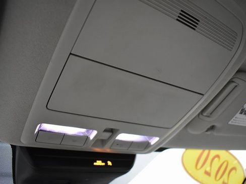 Used 2020 MAZDA CX-30 AWD w/ Premium Package image 25