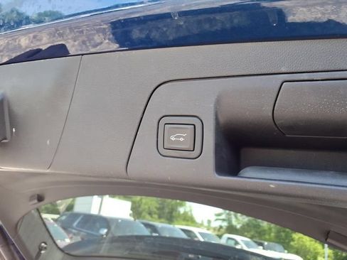 Used 2023 Buick Envision Avenir FWD image 29