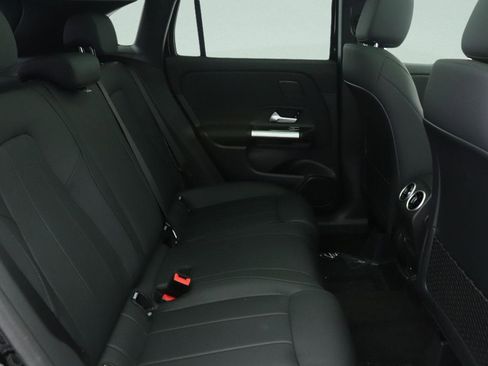 New 2026 Mercedes-Benz GLA 250 image 8