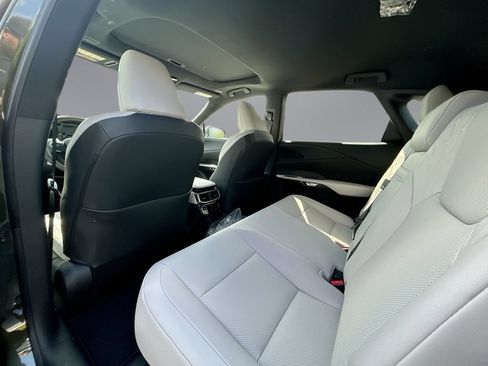 New 2026 Lexus RX 350 Premium w/ Convenience Package FWD image 9