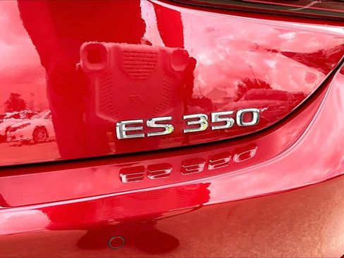 Used 2025 Lexus ES 350 Ultra Luxury w/ Accessory Package (Z1) FWD image 10