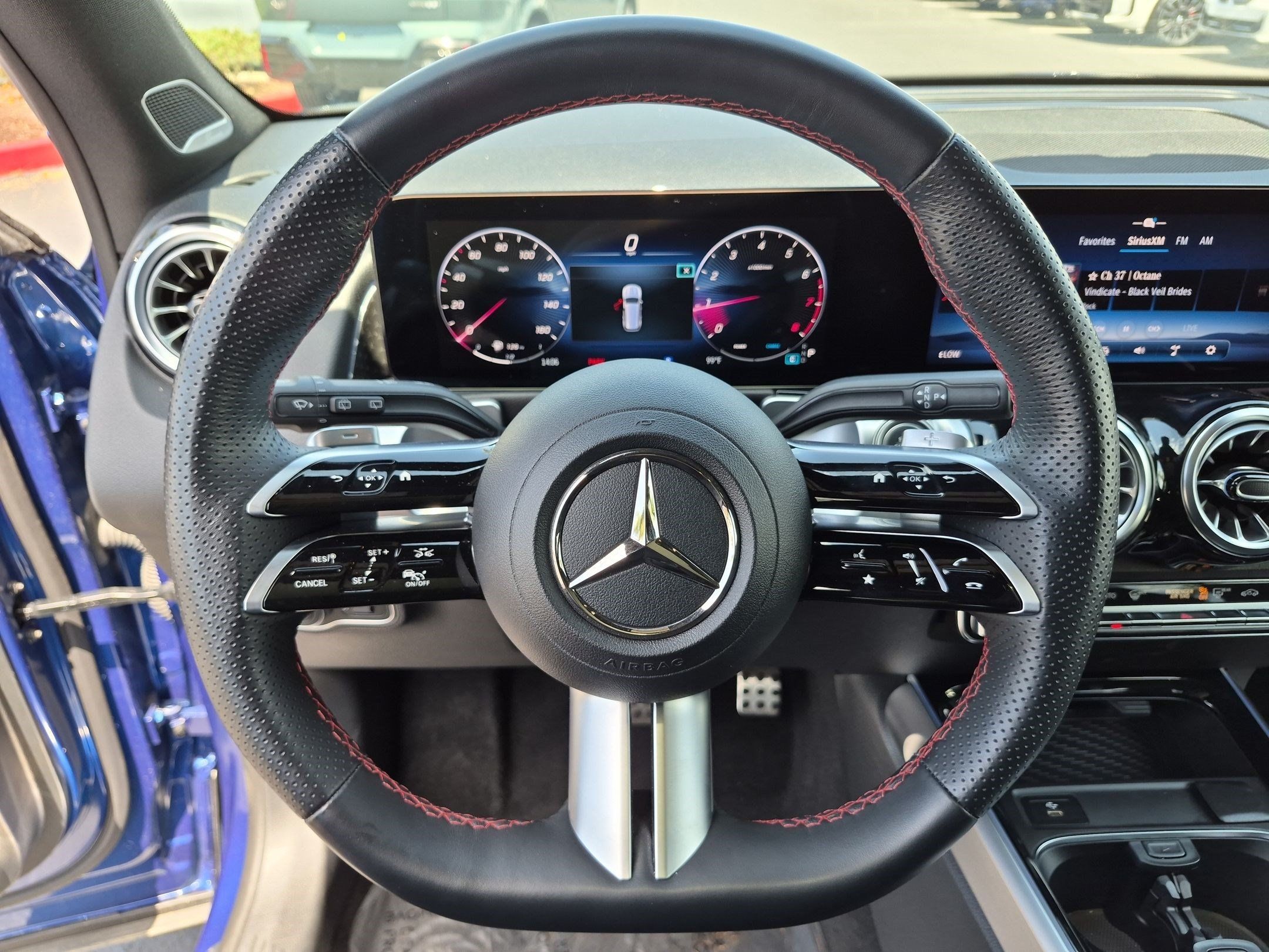Used 2024 Mercedes-Benz GLB 250 image 18