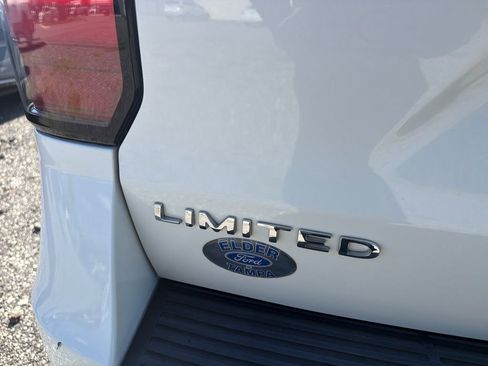 Used 2021 Ford Expedition Limited RWD image 21