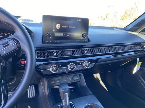 Used 2025 Honda Civic Sport image 36