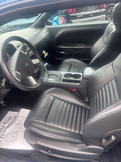 Used 2009 Dodge Challenger R/T RWD image 6