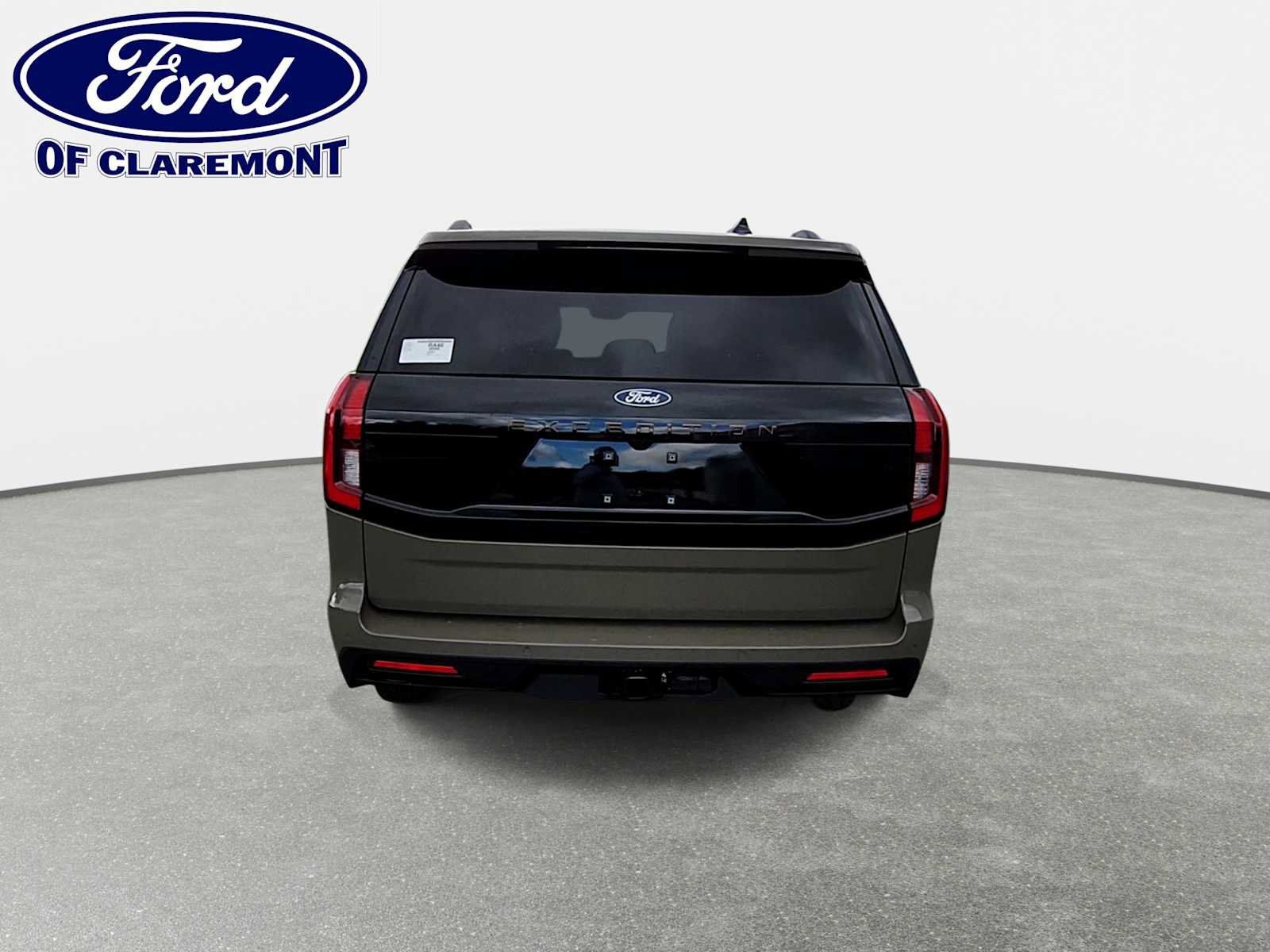 New 2027 Ford Expedition Tremor w/ Driver's Package AWD/4WD image 7