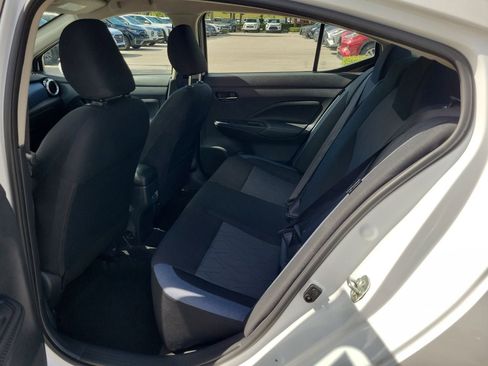 Used 2025 Nissan Versa SV FWD image 9
