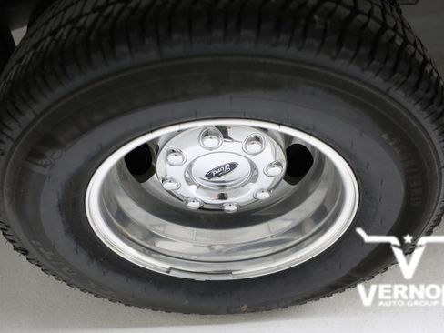 New 2026 Ford F350 Platinum image 37