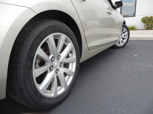Used 2013 Chevrolet Malibu LT FWD image 20