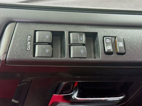 Certified 2024 Toyota 4Runner TRD Off-Road Premium AWD/4WD image 19