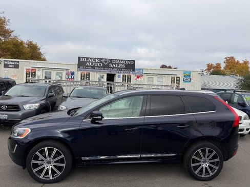 Used 2016 Volvo XC60 T5 Platinum image 10