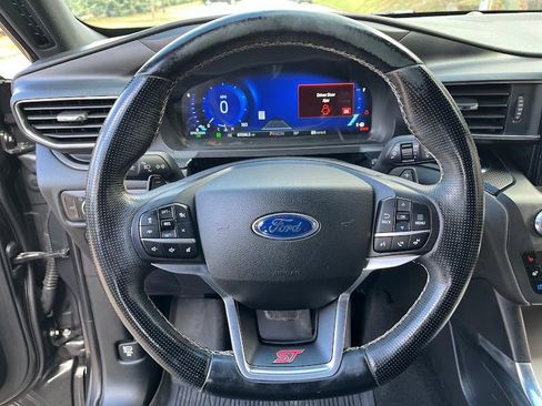 Used 2020 Ford Explorer ST w/ Premium Technology Package AWD/4WD image 11