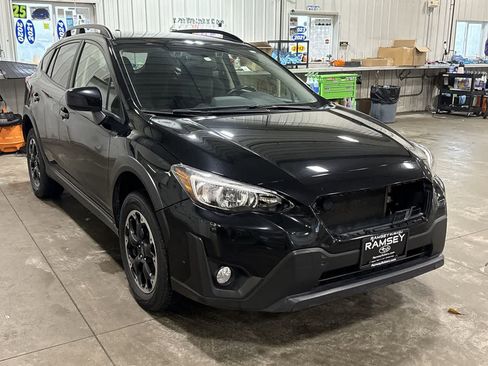 Certified 2023 Subaru Crosstrek 2.0i Premium image 8