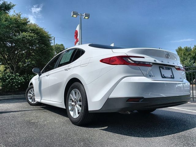 Used 2025 Toyota Camry LE FWD image 6