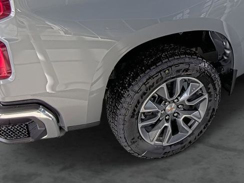 New 2026 Chevrolet Silverado 1500 LT w/ All Star Edition Plus image 13