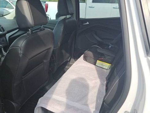 Used 2017 Ford Escape Titanium w/ Equipment Group 301A AWD/4WD image 11