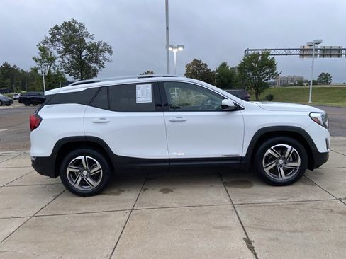 Used 2019 GMC Terrain SLT image 12