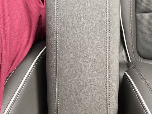 Used 2024 Buick Encore GX Avenir w/ Avenir Technology Package image 33