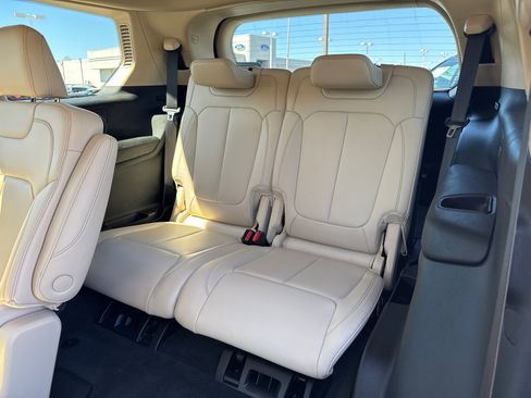 Used 2021 Jeep Grand Cherokee L Limited image 6