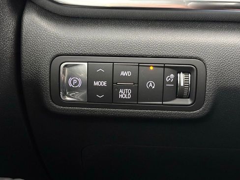 New 2026 GMC Terrain Denali w/ LPO, Floor Liner Package image 24