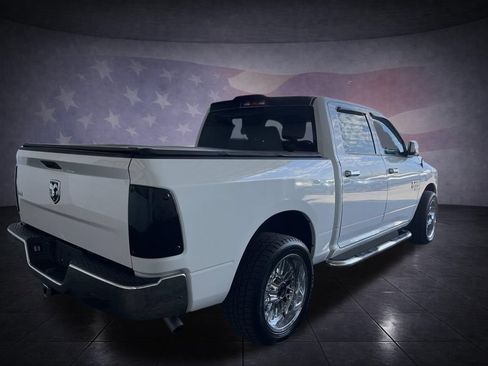 Used 2022 RAM 1500 Classic SLT RWD image 5