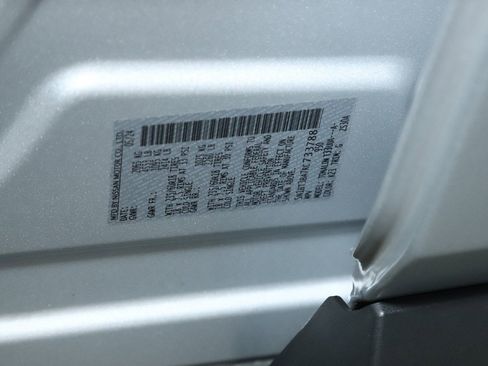 Certified 2024 Nissan Rogue SV image 20