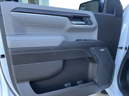 Used 2023 GMC Sierra 1500 SLT image 24