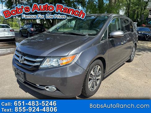 Used 2016 Honda Odyssey Touring image 1