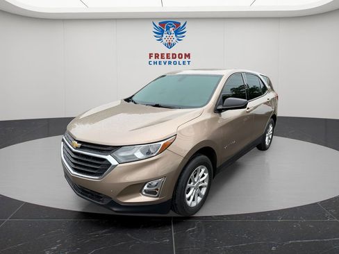 Used 2019 Chevrolet Equinox LS AWD/4WD image 1