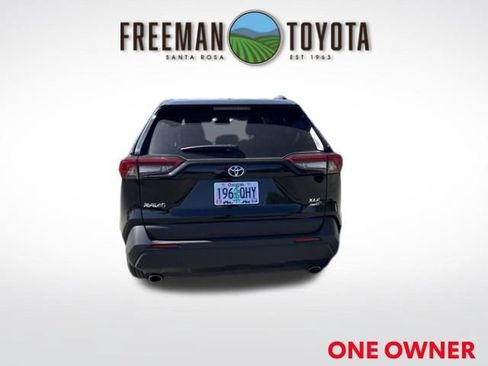 Used 2025 Toyota RAV4 XLE AWD/4WD image 6