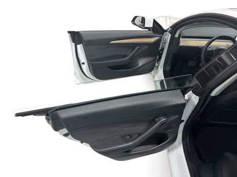 Certified 2023 Tesla Model 3 Standard Range RWD image 10