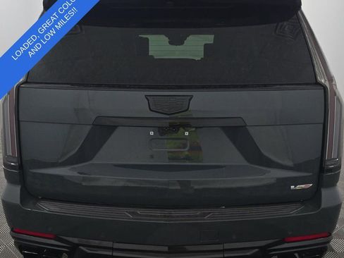 Used 2026 Cadillac Escalade V AWD/4WD image 10