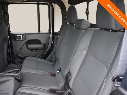 New 2025 Jeep Gladiator Sport AWD/4WD image 13