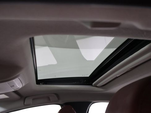 Used 2024 MAZDA MAZDA3 s image 16