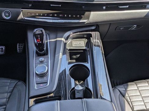 Certified 2023 Cadillac Escalade V w/ LPO, ONYX Package image 19