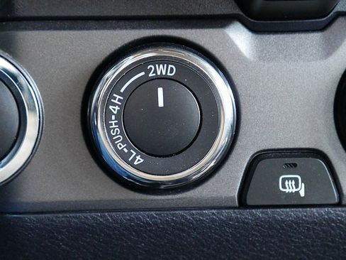 Used 2023 Toyota Tacoma TRD Sport image 41