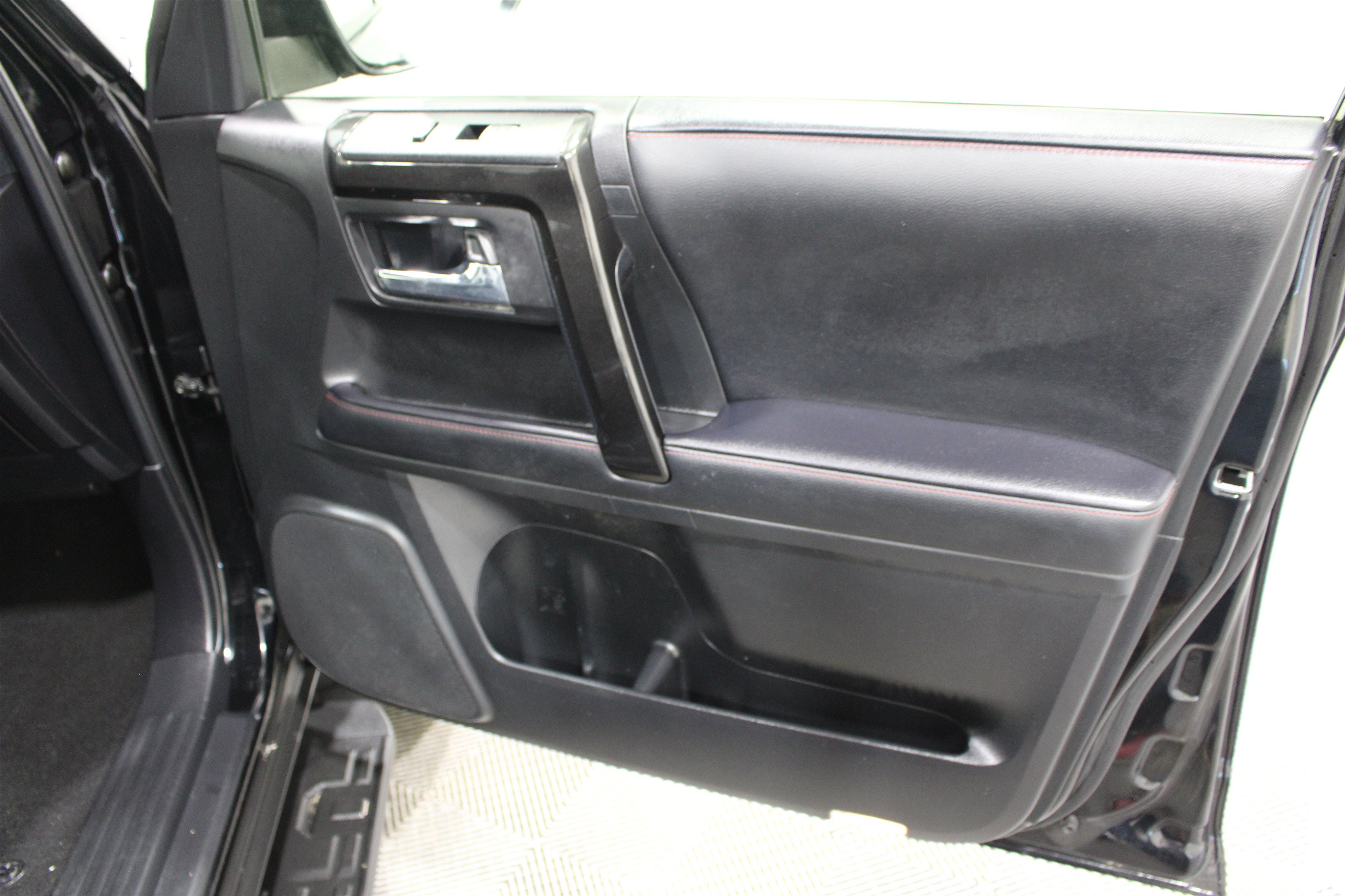 Used 2024 Toyota 4Runner TRD Pro AWD/4WD image 27