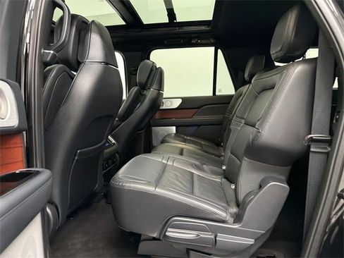 Used 2023 Lincoln Navigator L Reserve image 21