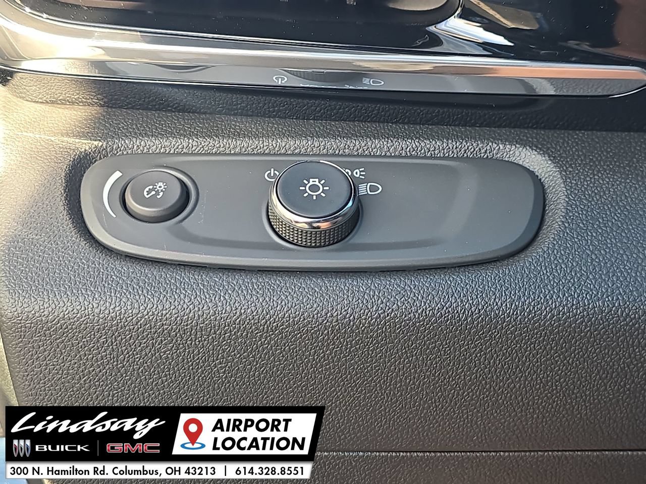New 2026 Buick Envista Sport Touring w/ Convenience I Package FWD image 18