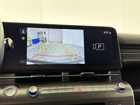 Used 2025 Hyundai Kona SEL FWD image 24