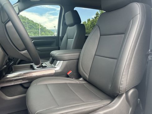 New 2026 Chevrolet Silverado 2500 LTZ w/ LTZ Plus Package AWD/4WD image 14